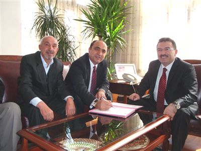 Hay�rsever Baba �ehit O�lu Ad�na Aile Sa�l��� Merkezi Yapt�r�yor