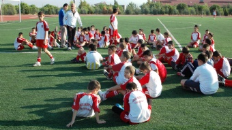 Belediyespor, Futbol Akademisi'yle �rnek oldu!