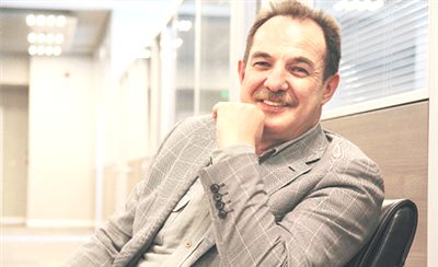 �ki Hikmet Bir Anadolu
