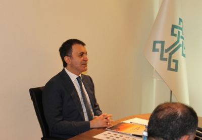 K�lt�r Bakan� �elik: AKM 2014'te A��lacak