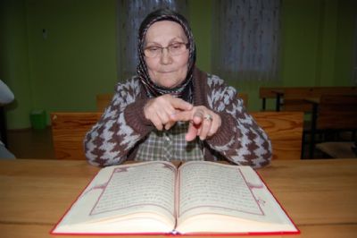 ��aret Diliyle Kur'an ��reniyorlar