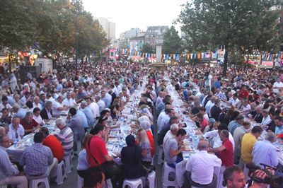 AK Parti'den 6 Bin Ki�ilik Dev �ftar