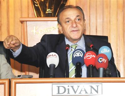 MHP Grup Ba�kanvekili Oktay Vural.