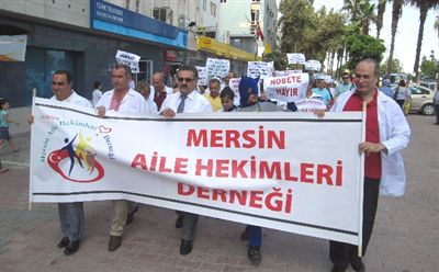 Aile Hekimlerinden 'N�bet' Eylemi