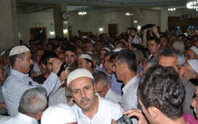 Malazgirt Camii'nde Sakal-� ޞerif �zdiham�