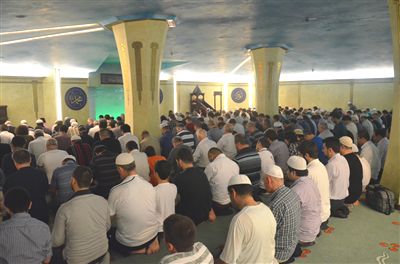 Asya Termal'de Hem Teravih Hem de Tehecc�d Namaz� Hatimle K�ld�r�l�yor