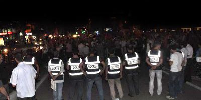 Silivri Otob�sleri Saatlerdir Bekletiliyor - 