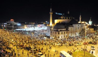 Ahmet ޞafak Osmaniye'de Konser Verecek