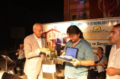 Ahmet ޞafak Seydi�ehir'i �nletti