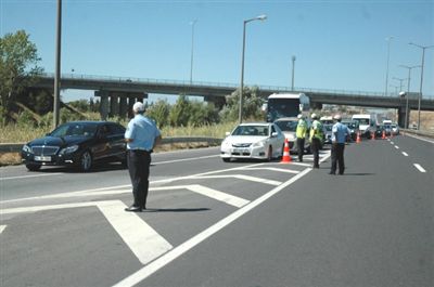 Tekirda�-�stanbul Karayolu Trafi�e Kapat�ld�