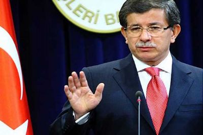 Davuto�lu, �ran'�n Yeni Cumhurba�kan� Ruhani ile G�r��t�
