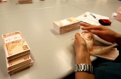 Bankac�l�k Sekt�r� Kredi Hacmi 943.6 Milyar TL'ye Y�kseldi