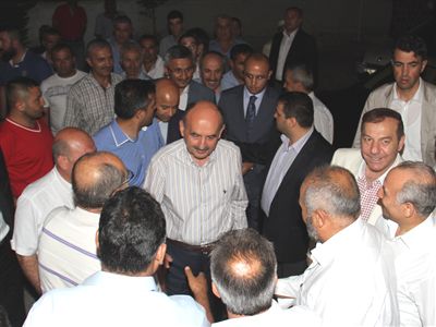 Bakan M�ezzino�lu, Esenyurtlularla �ftar Yapt�