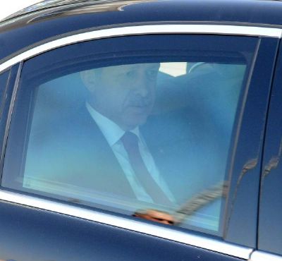 Ba�bakan Erdo�an, Anne ve Babas�n�n Kabrini Ziyaret Etti