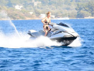 Aysal'�n E�inden Jet-ski ޞov!