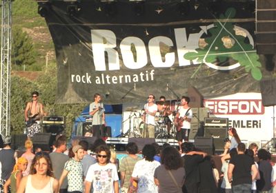 Fo�a'da Rock-A'ya Veda