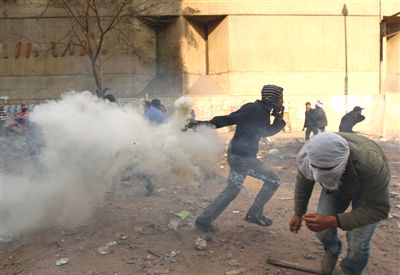 Rusya: M�s�r, Irak Gibi Bombal� Demokrasi Yolunda �lerliyor