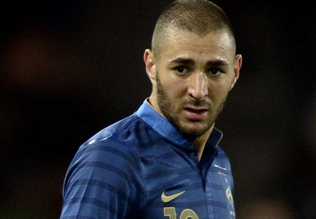 Arsenal\'in g�z� Benzema\'da