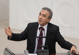 Komisyon ba�kan� se�ildi