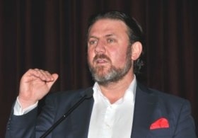Y���T BULUT BA�BAKAN'IN BA�DANI�MANI OLDU
