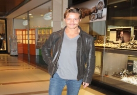 stripslashes(Survivor Murat'a, Acun Il�cal� yasa��!)