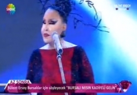 stripslashes(B�lent Ersoy rejiyi f�r�alad�! Allah belan� versin.)